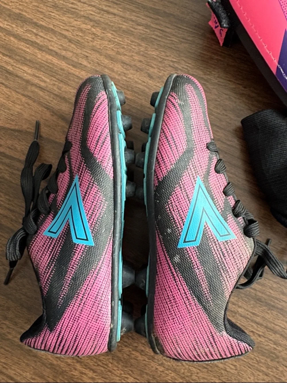 Mitre Size 13 Soccer Shoes and Umbro Small Pink & Purple Stirrup Shin Guards